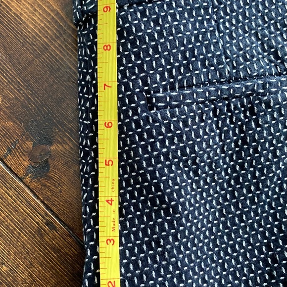 Banana Republic Navy white small lines pattern Sloan Slim ankle pants - Picture 10 of 10